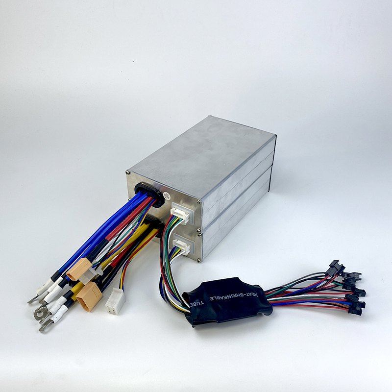 M13 T100 72V 65A 60A Brushless - огляд і ціна 72V 45A Dual Controller